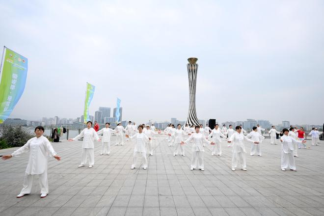 星空·體育中國綜合持續三年！四川省綠道健身·體育公園活動會在蓉啟幕(圖3)